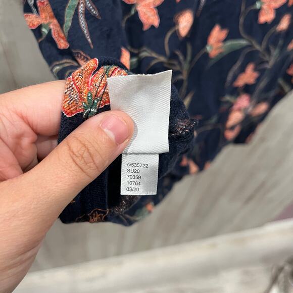 Loft Navy Floral 100% Linen Ruffle Sleeve Shirt Blouse Womens Small - Picture 5 of 8